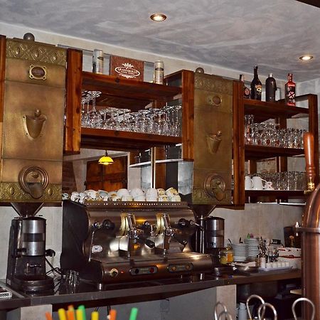 Granarollo Penzion Pizzeria Mlynany Exteriör bild