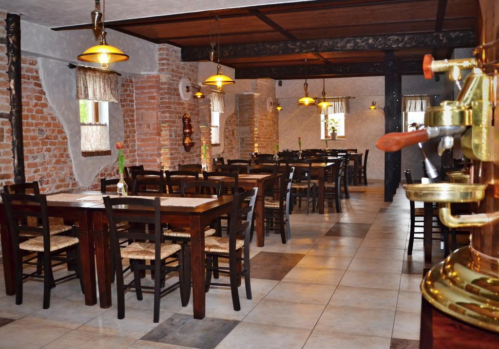 Granarollo Penzion Pizzeria Mlynany Exteriör bild